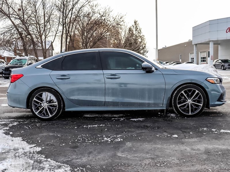 2022 Honda Civic Touring CVT