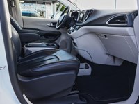 2022 Chrysler Pacifica Touring L FWD