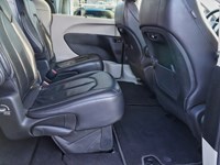 2022 Chrysler Pacifica Touring L FWD