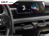 2025 Kia EV9 Land w/Premium Package AWD