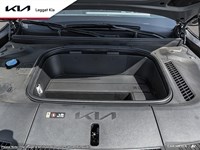 2025 Kia EV9 Land w/Premium Package AWD
