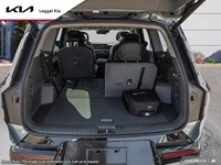 2025 Kia EV9 Land w/Premium Package AWD