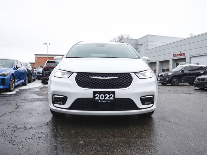 2022 Chrysler Pacifica Touring L FWD