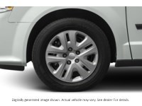 2018 Dodge Grand Caravan SXT Premium Plus 2WD Exterior Shot 5