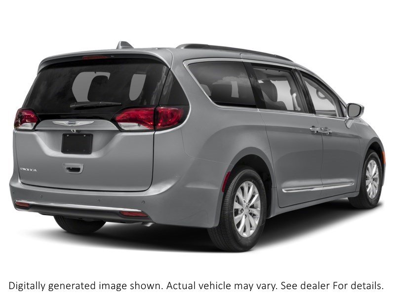 2017 Chrysler Pacifica 4dr Wgn Limited Exterior Shot 2