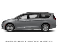 2017 Chrysler Pacifica 4dr Wgn Limited Exterior Shot 7