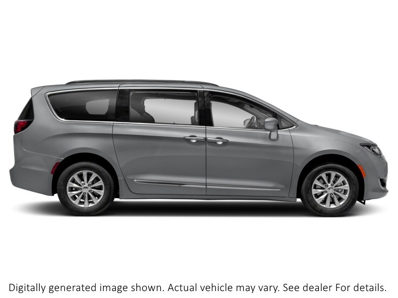 2017 Chrysler Pacifica 4dr Wgn Limited Exterior Shot 11