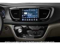 2017 Chrysler Pacifica Hybrid 4dr Wgn Platinum Interior Shot 2