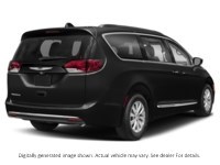 2017 Chrysler Pacifica 4dr Wgn Limited Brilliant Black Crystal Pearl  Shot 2